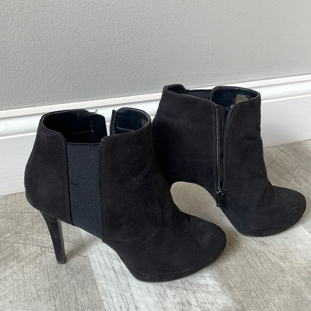 Apt 9 Black Heels